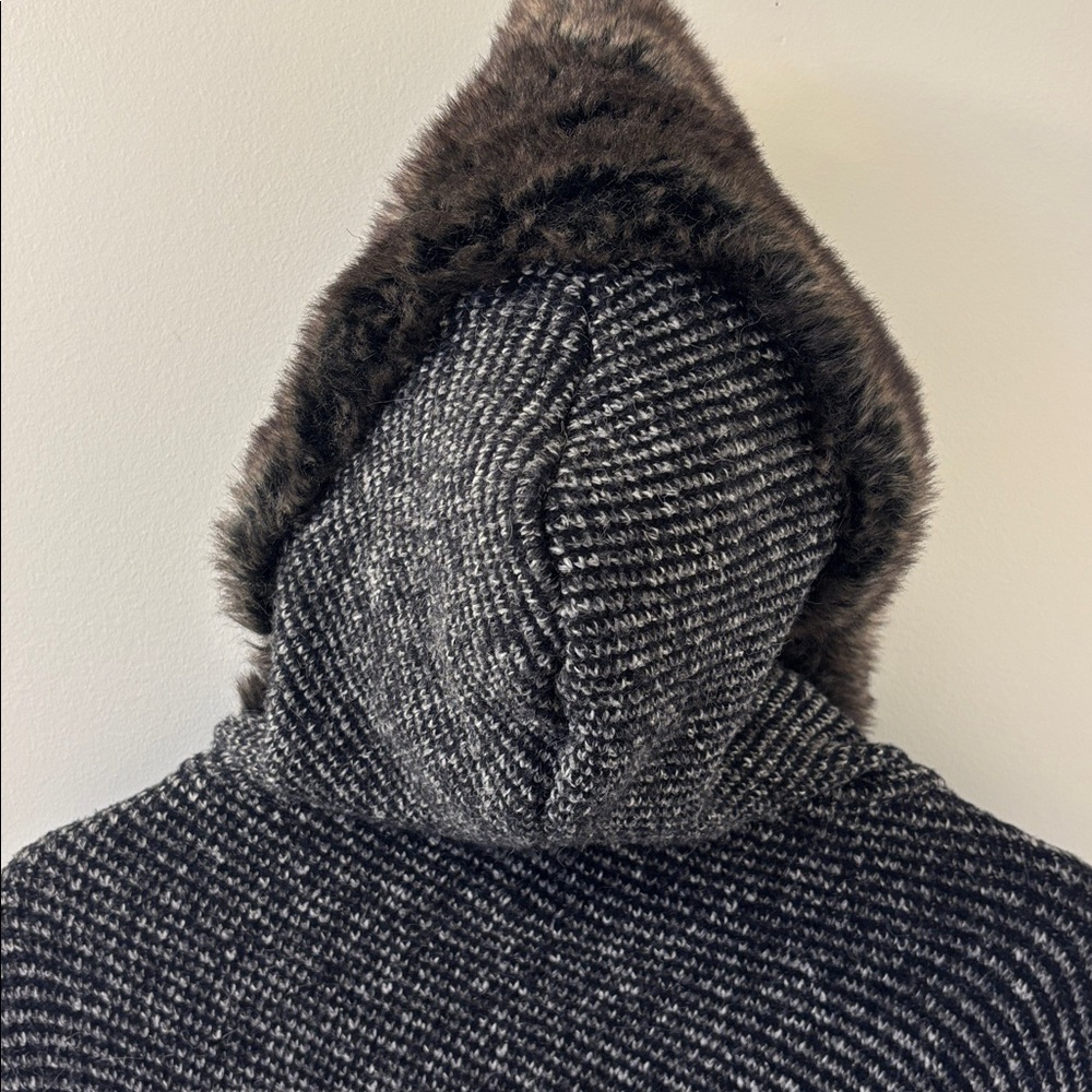 ZARA Poncho with Faux Fur Trim Hood, Sz M. - Picture 9 of 16